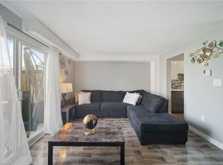 160 Rittenhouse Rd #20, Kitchener, ON N2E 3G5