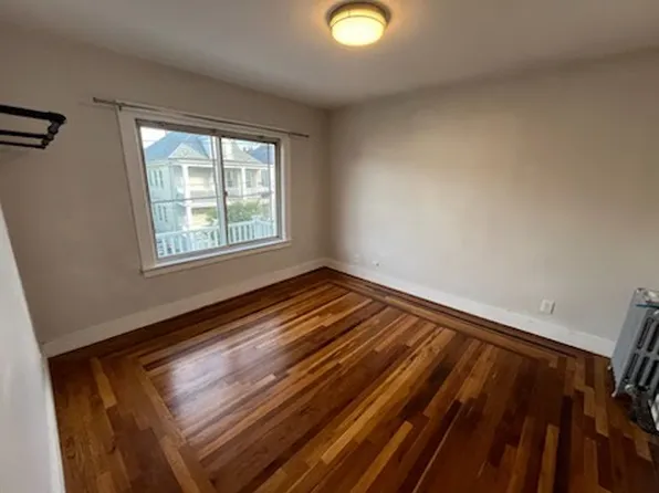 45 Bowdoin St #2B, Medford, MA 02155
