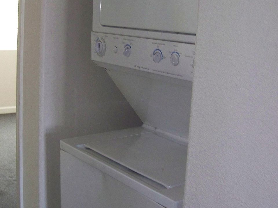 2nd image of 230 Gallaway Ln APT A
