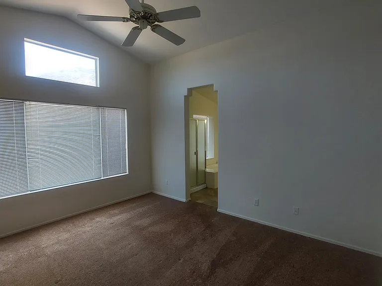 6102 W Fallen Leaf Ln — Photo 10