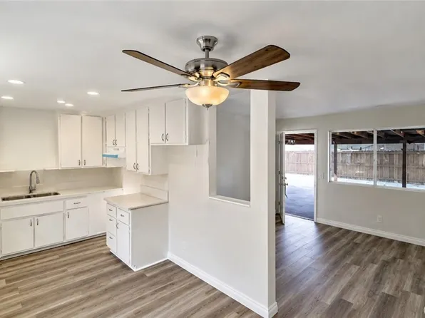 470 W Kimball Ave, Hemet, CA 92543