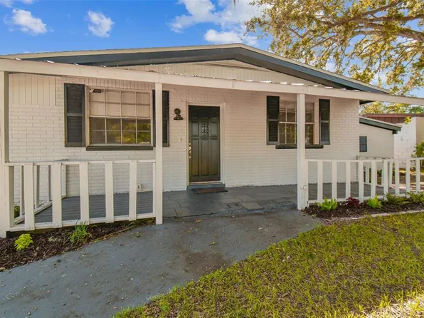 1004 Leisure Ave, Tampa, FL 33613