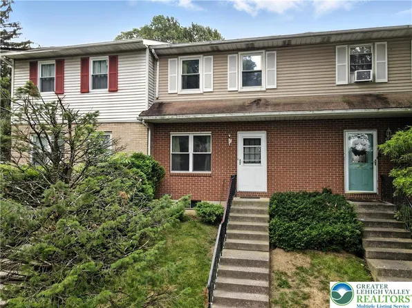 2818 Klein St, Allentown, PA 18103