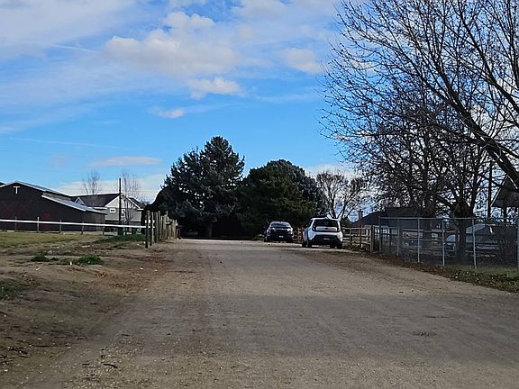 5th image of 8688 Latimore Ln