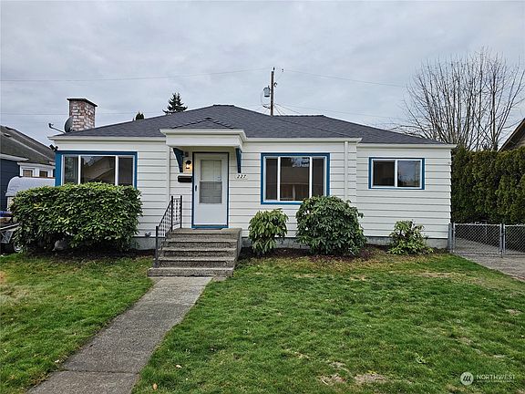 3rd image of 227 J Street SE