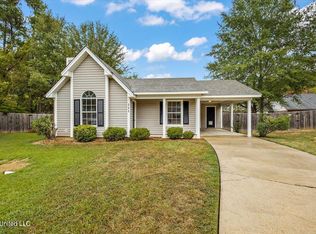 111 Barnett Bend Ln, Brandon, MS 39047
