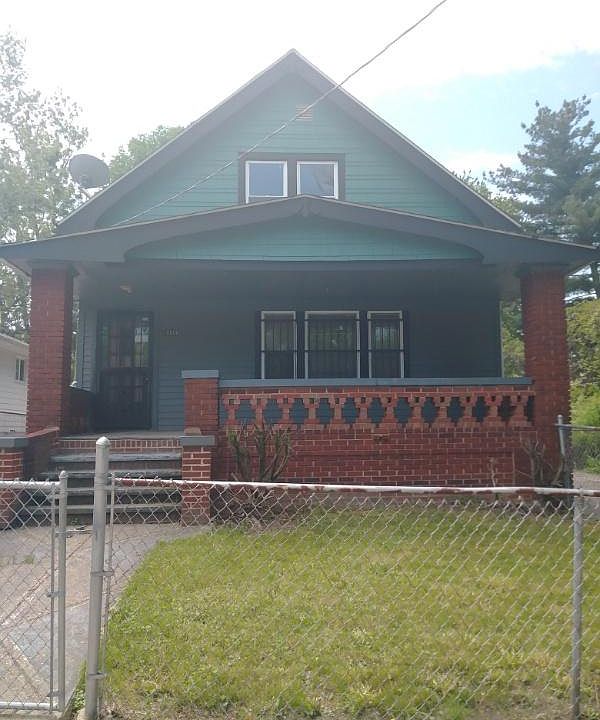 1st image of 16600 Glenpark Ave