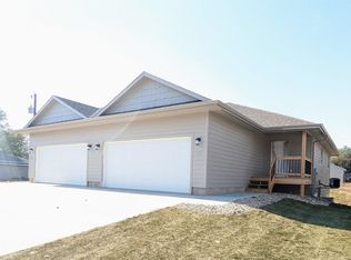 1803 N Oberg Circle, Sioux Falls, SD 57103