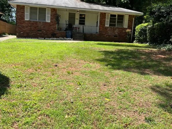 3269 Dodson Dr, East Pt, GA 30344