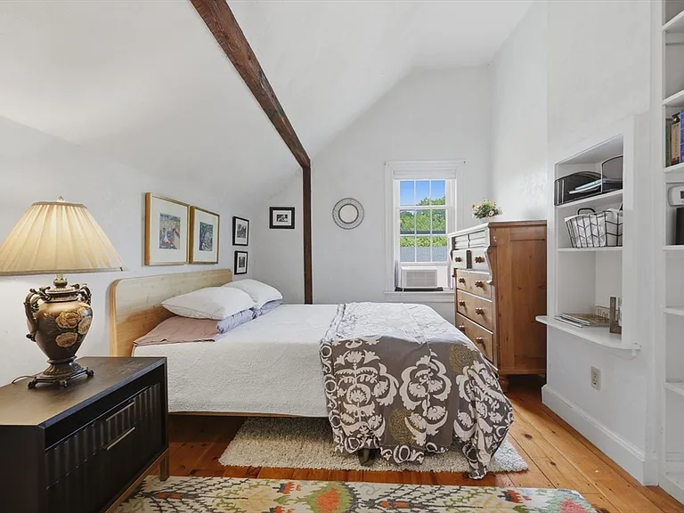 37 Marlboro St #37 — Photo 27