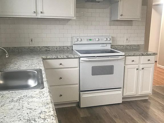 5th image of 20 Olvera Cir