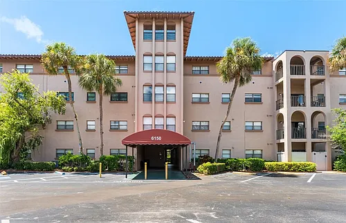 6150 Gulfport Blvd S #514 Photo 1