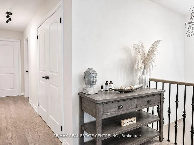 15 Cahill Dr — Photo 23