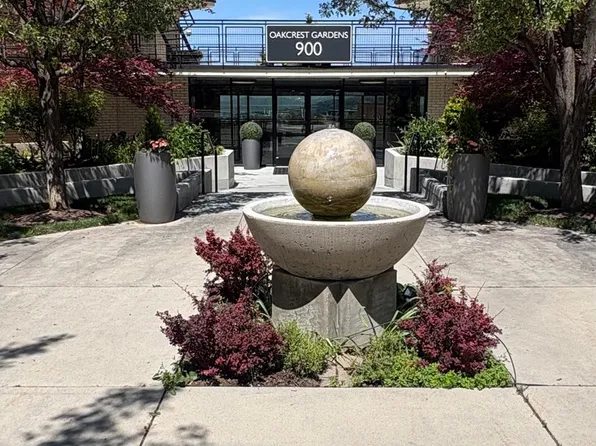 900 S Donner Way APT 408, Salt Lake City, UT 84108