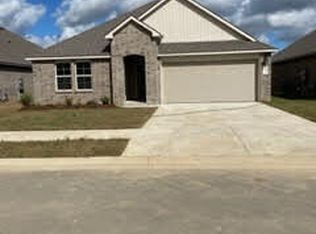 106 Chesson Hill Dr, Broussard, LA 70518