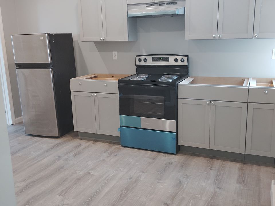 1st image of 5263 W Jefferson St Floor 2