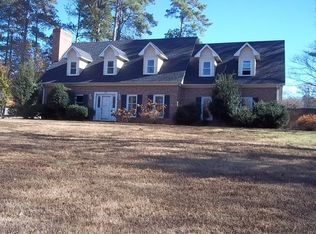 200 Idlewood Ln, Forest City, NC 28043