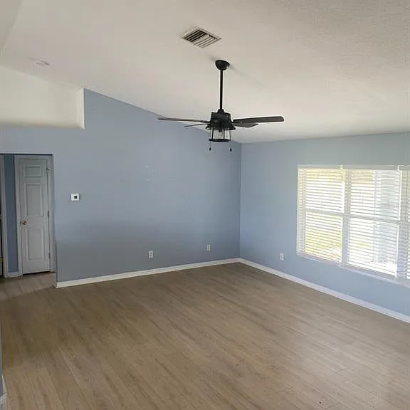 1708 Blue Lake Cir — Photo 17
