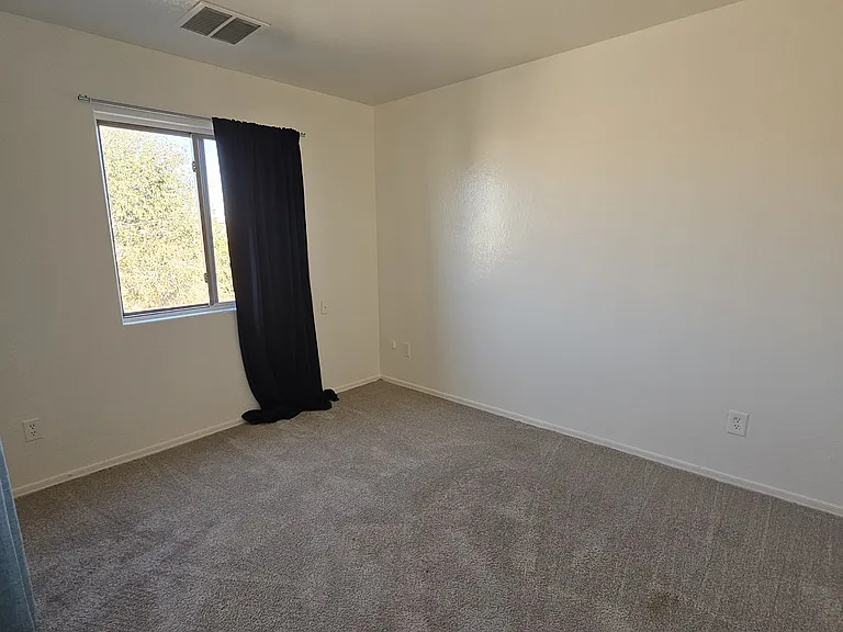 1221 S 11th Ave #2 — Photo 18