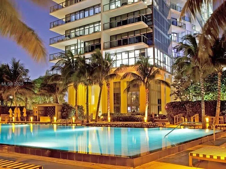 2201 Collins Ave #626 — Photo 11