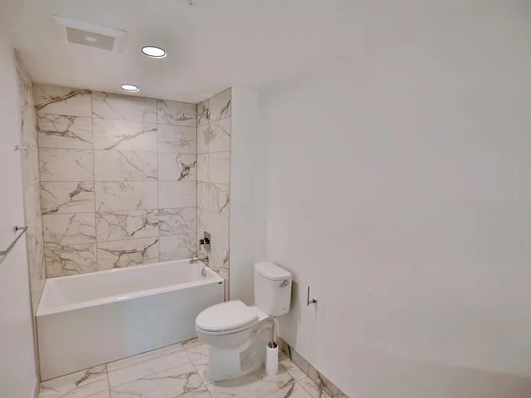 1808 Minor Ave #804 — Photo 9