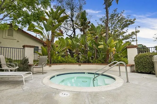 3503 Voyager Cir — Photo 14