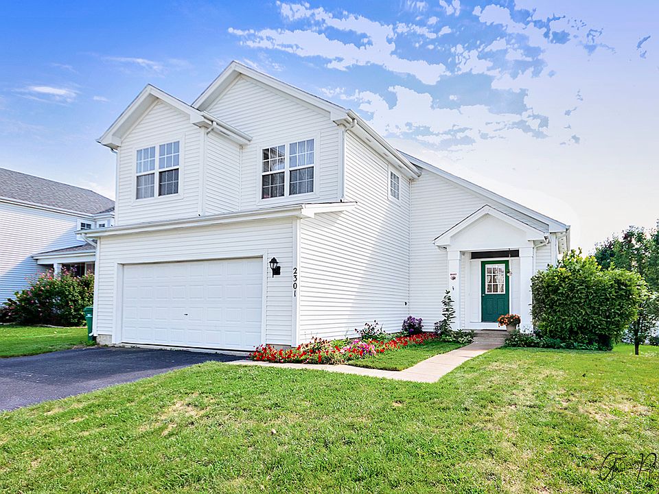 1st image of 2301 N Silver Oaks Dr