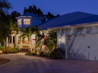 200 Capstan Dr, Placida, FL 33946