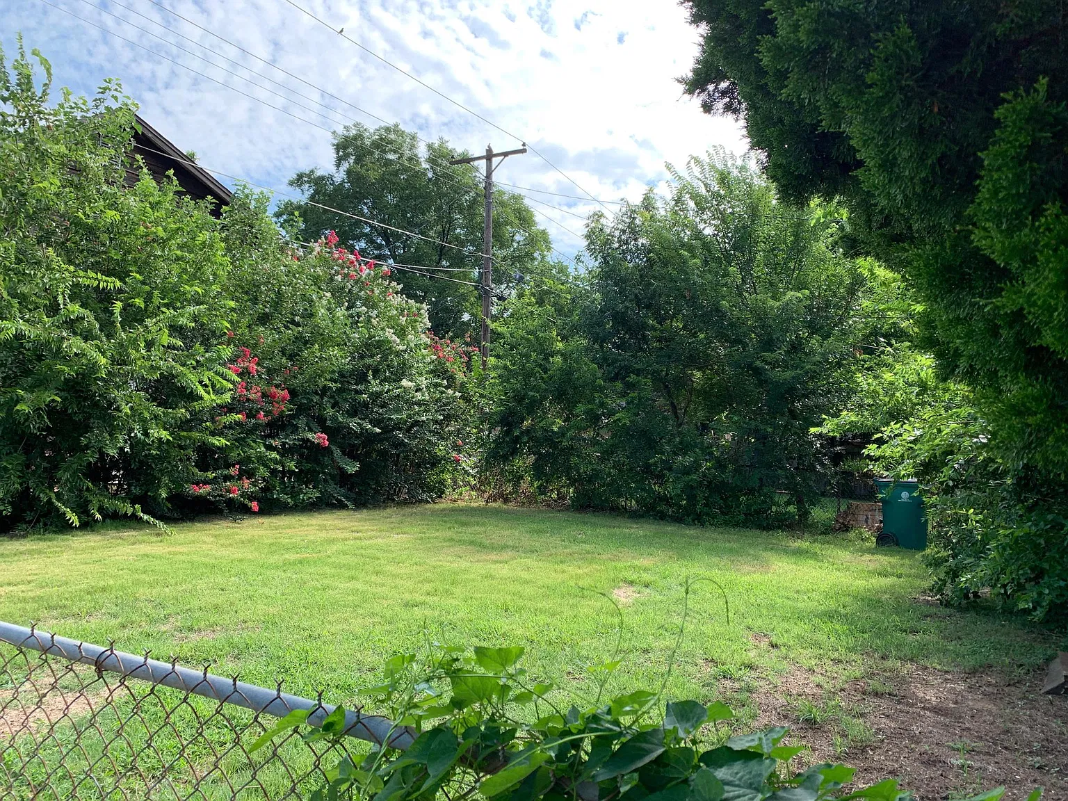 2 bed, 1044 sqft, $1,395 — Photo 3