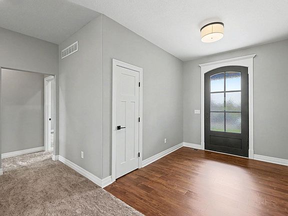 2nd image of 2117 S Michelle St