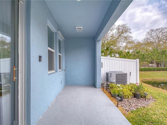 3rd image of 6614 Citrus Creek Ln