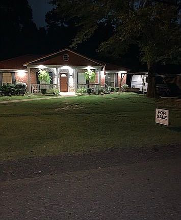 2nd image of 6392 Woodside Dr N