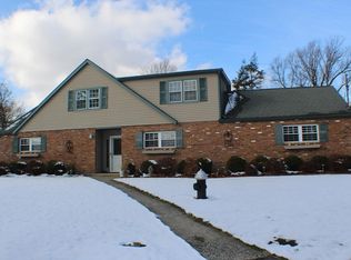 32 Quaker Ridge Rd, Westtown, NY 10998