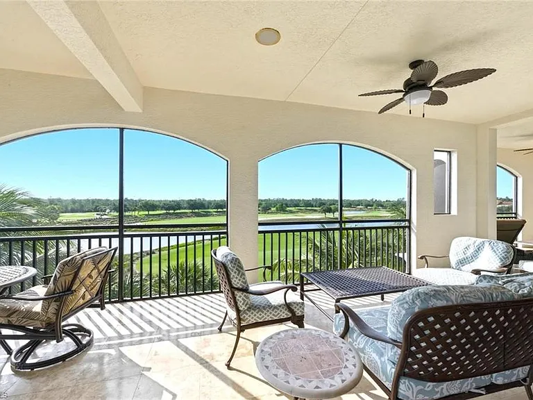 2538 Marquesa Royale Ln #Penthouse 5-301 — Photo 5