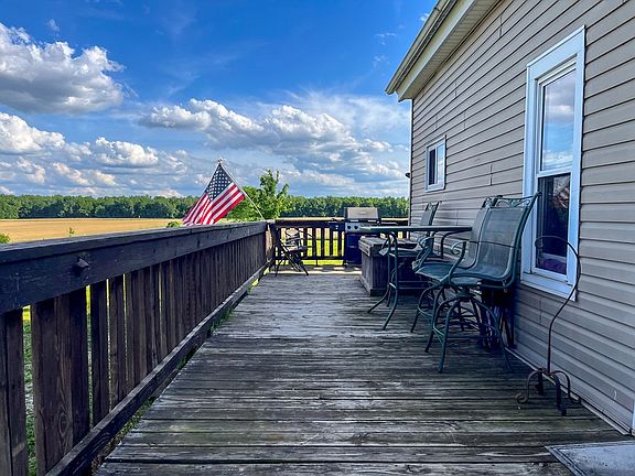 4th image of 8443 McKibben Rd