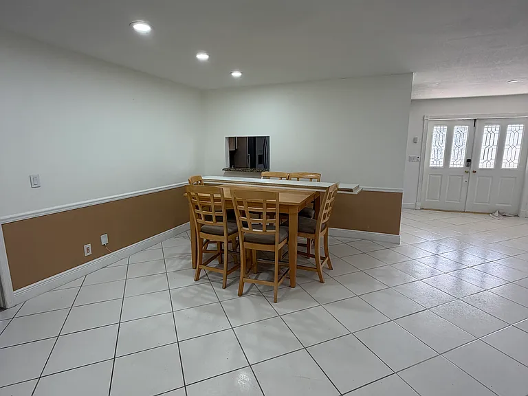 Carolina Cir — Photo 10