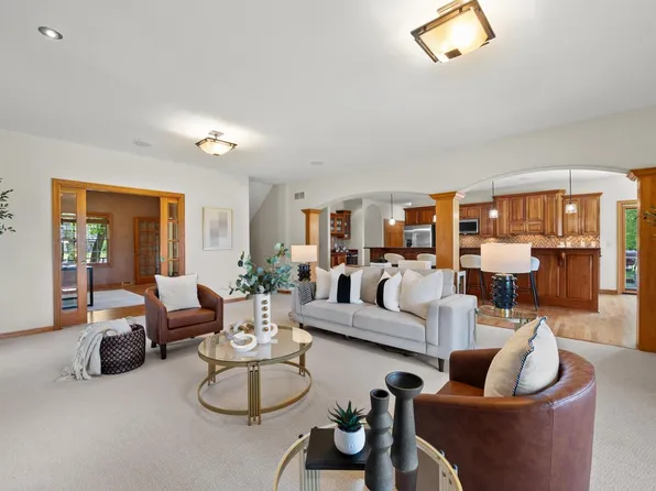 W287N6371 Broadwing COURT, Hartland, WI 53029