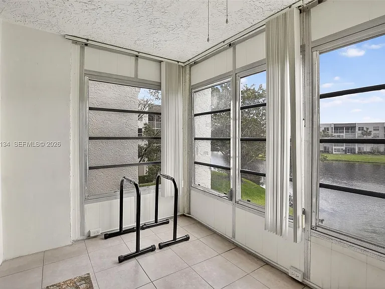 9330 Lagoon Pl #307 — Photo 15