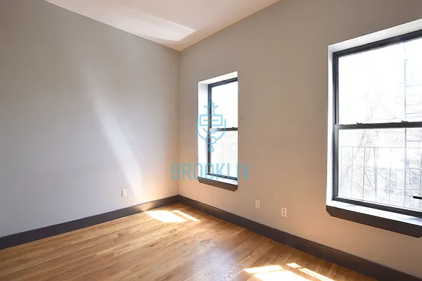 Rented by null | media 22