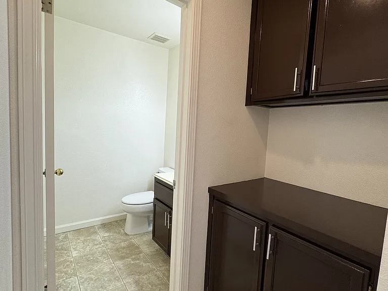 3513 Dickenson Cmn — Photo 13