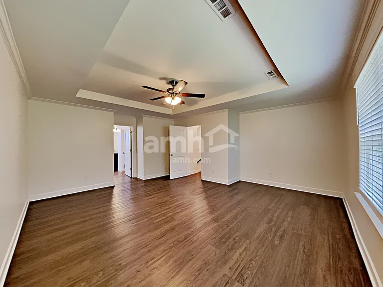 4800 Horatio Ct — Photo 11