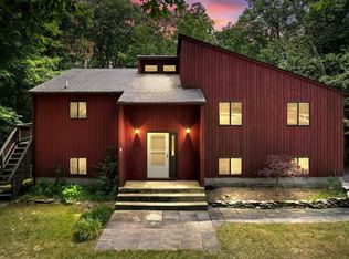 13 High Ridge Rd, Hopewell Junction, NY 12533