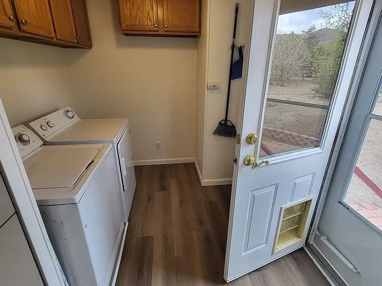 119 Julie Way — Photo 7
