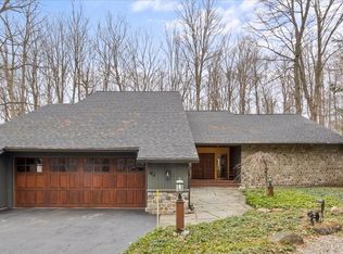 42 Wood Stone Rise, Pittsford, NY 14534