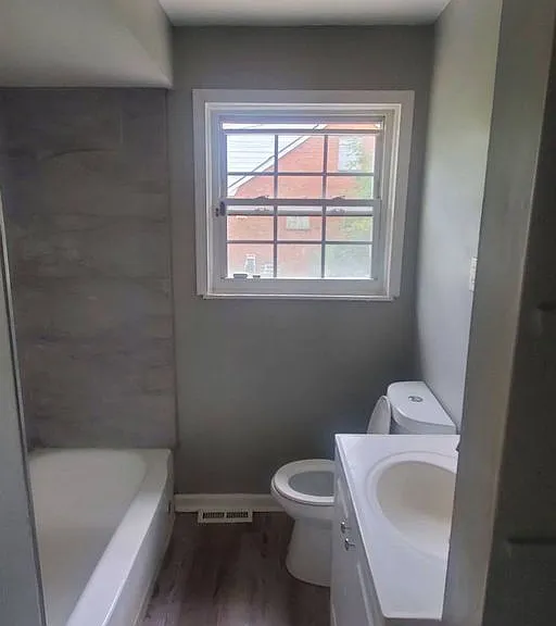 4595 Lee Rd — Photo 17