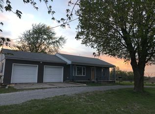 34486 Batts Creek Rd, Glasgow, MO 65254