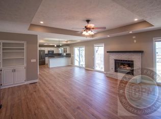 7115 S 159th St, Omaha, NE 68136