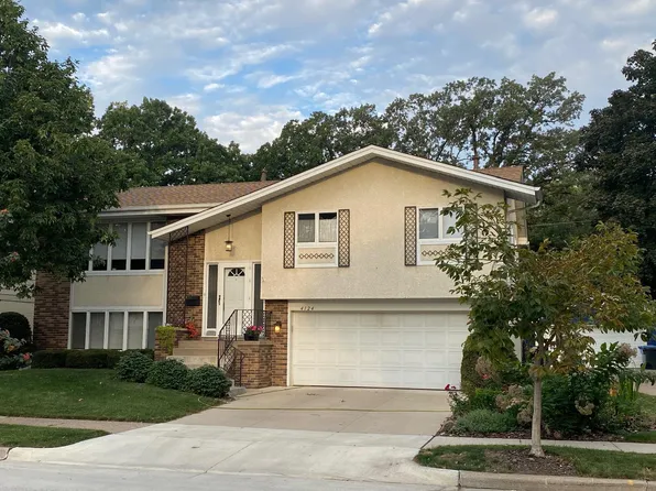 4124 Burton Ln, Minneapolis, MN 55406