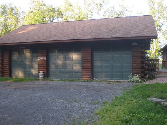 3 car garage
