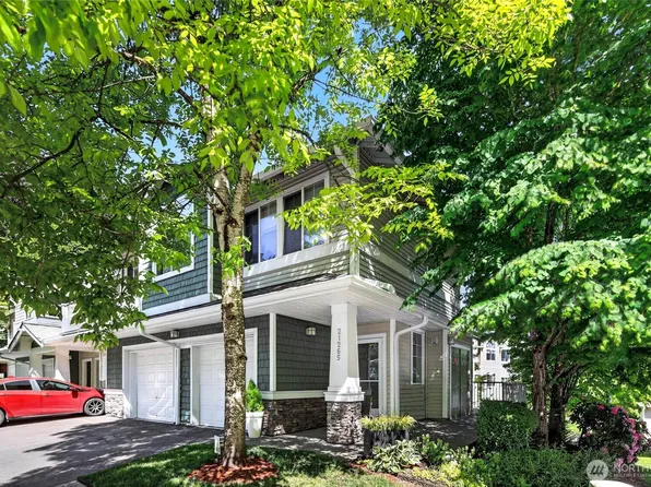 21265 40th Way S #F, SeaTac, WA 98198